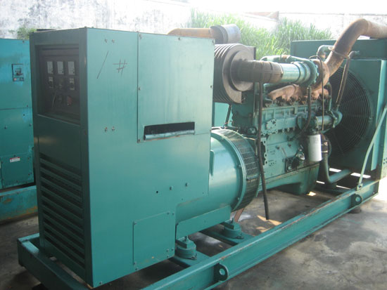 德庆租赁发电机- 发电机碳刷磨损的原因是什么