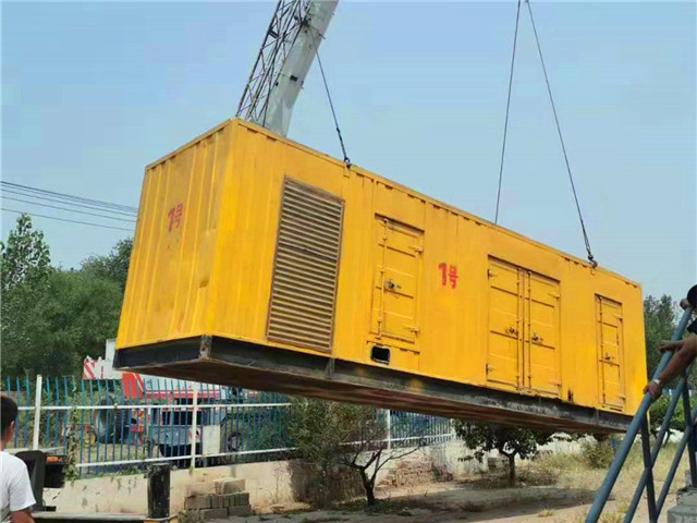 德庆300KW柴油发电机组油耗是多少？