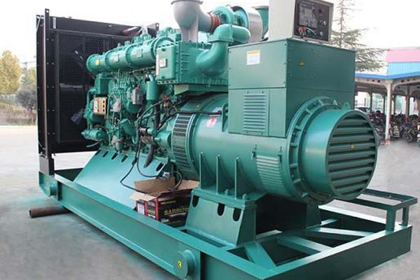 德庆工厂发电机应急发电中如何优化燃油储备管理？